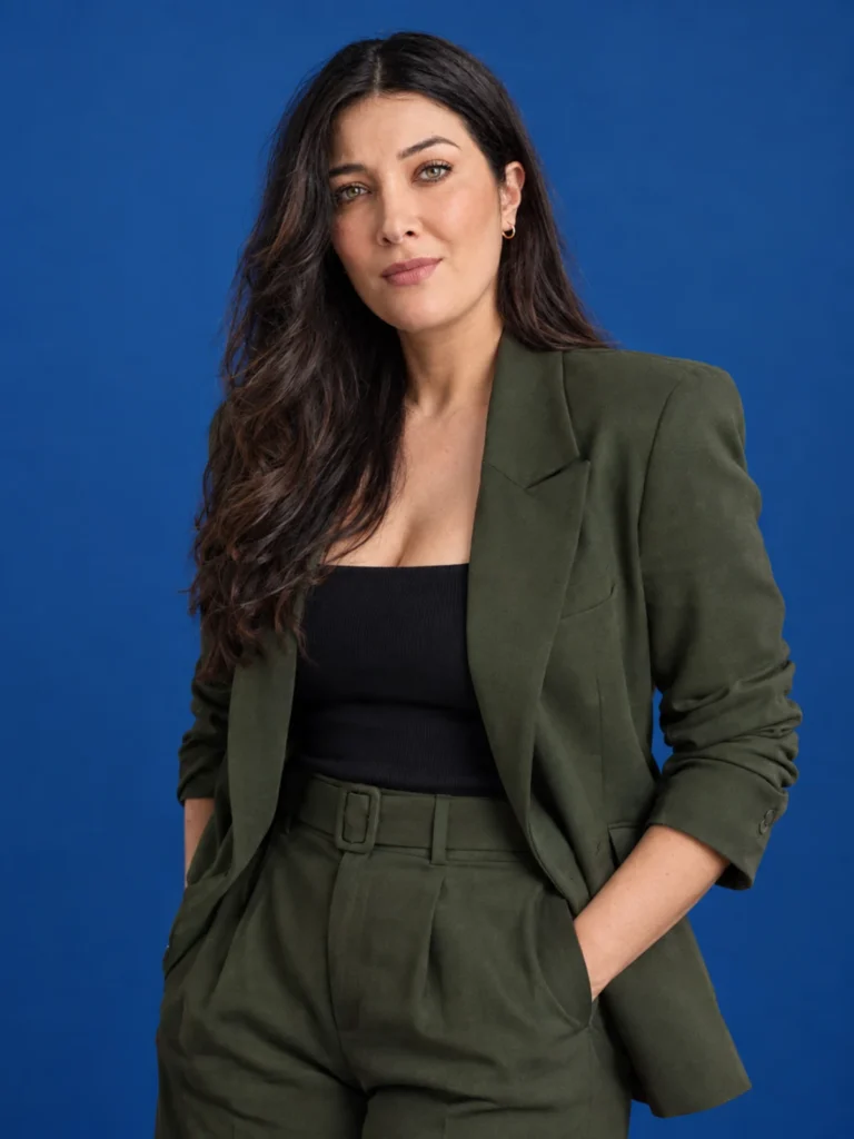 How old is Awhimai Fraser? Age and birthday